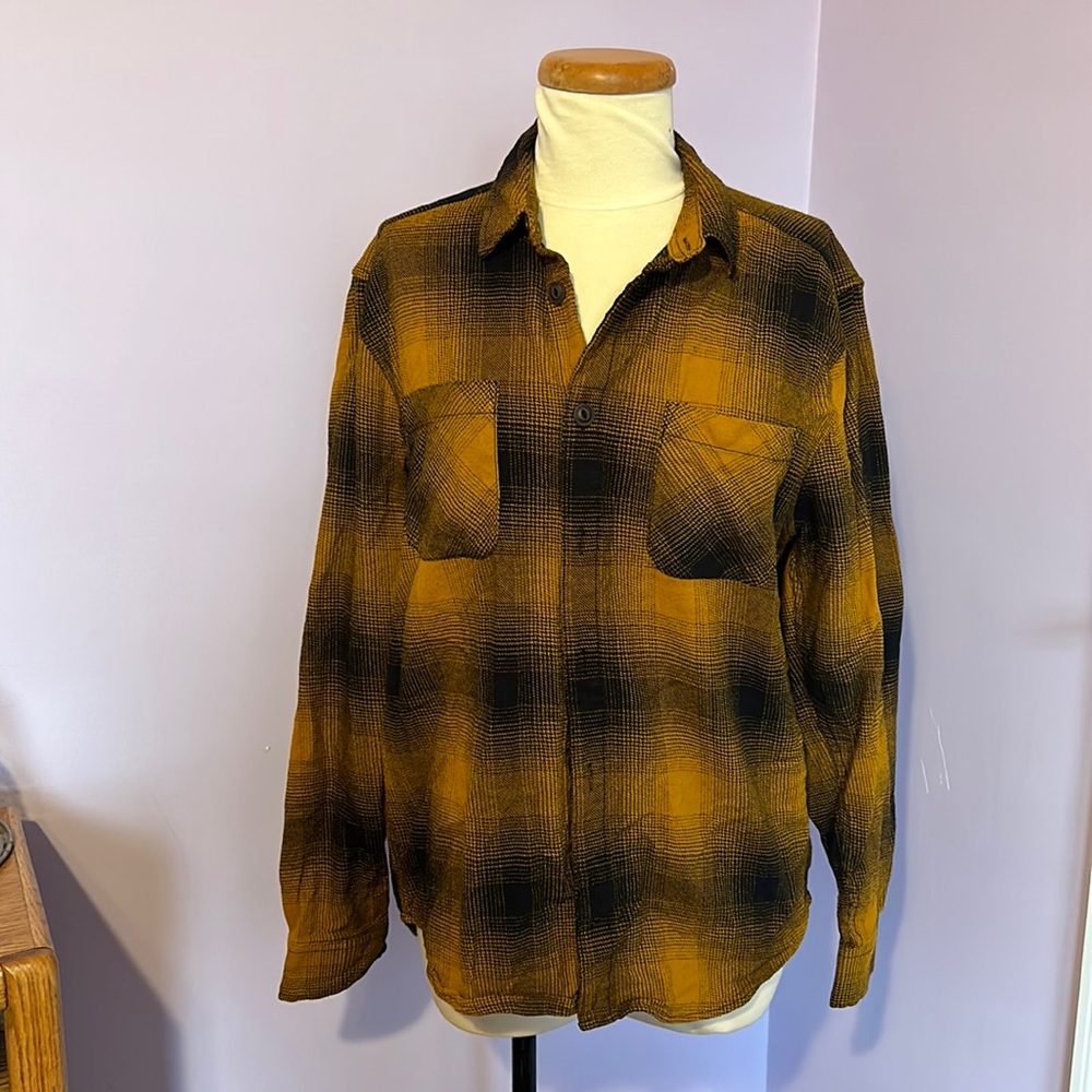 Primark yellow and black shirt
